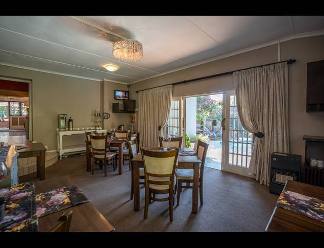 7 BEDROOM HOUSE FOR SALE IN SELBORNE